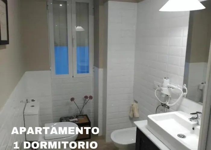 Puente A La Mezquita - Free Parking