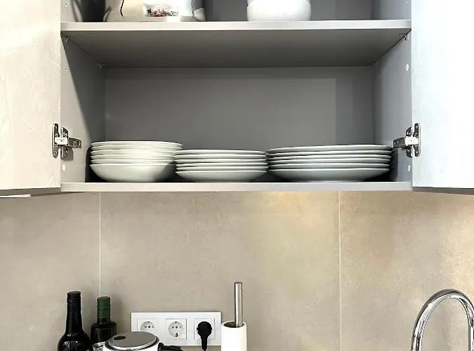 Puente A La Mezquita - Free Parking * קורדובה